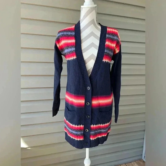 Gap Wool Blend Cardigan Sweater Women’s Long Sleeve Button Down Blue Aztec Sz M - Picture 1 of 13